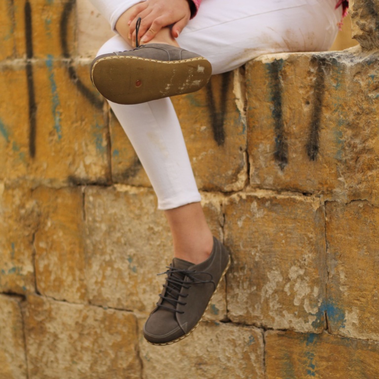 El Yapımı Barefoot Yalınayak Kadın Deri Sneakers Model, Gri Nubuk - Görsel 2