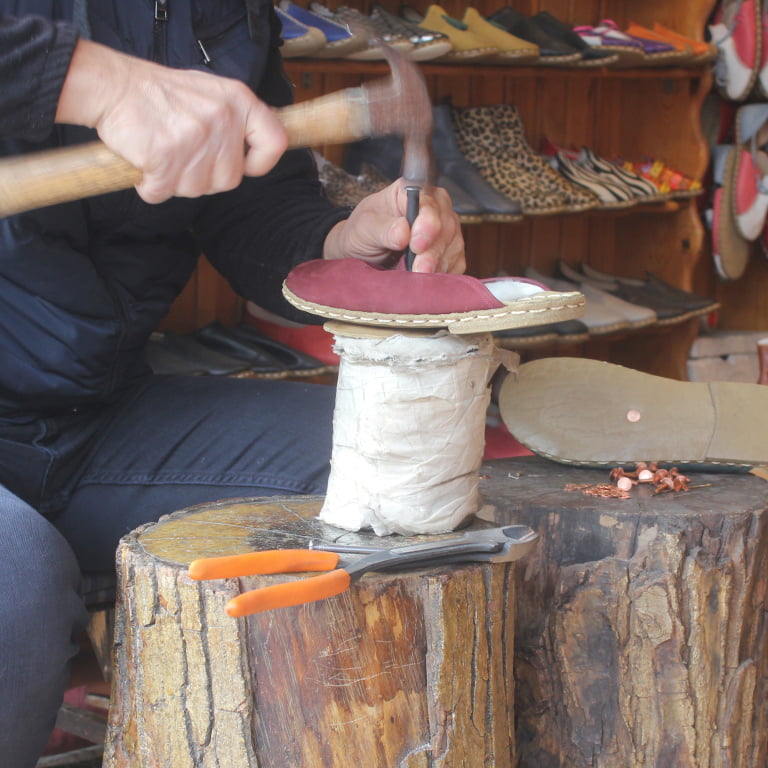 El Yapımı Barefoot Yalınayak Erkek Deri Parçalı İçi Kürklü Terlik, Bordo Nubuk - Görsel 4
